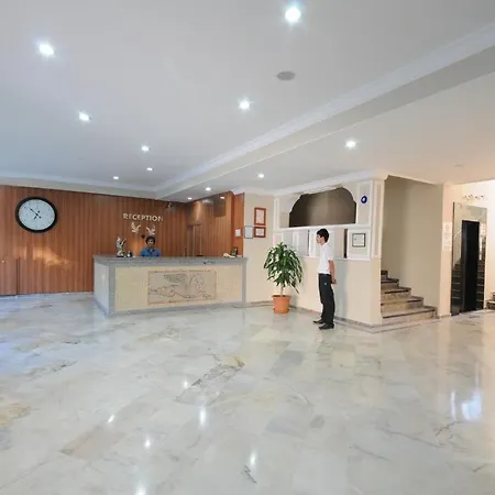 Adler Otel 2*